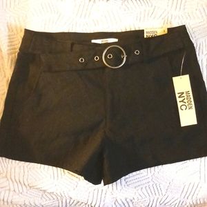 NWT High Rise Shorts L